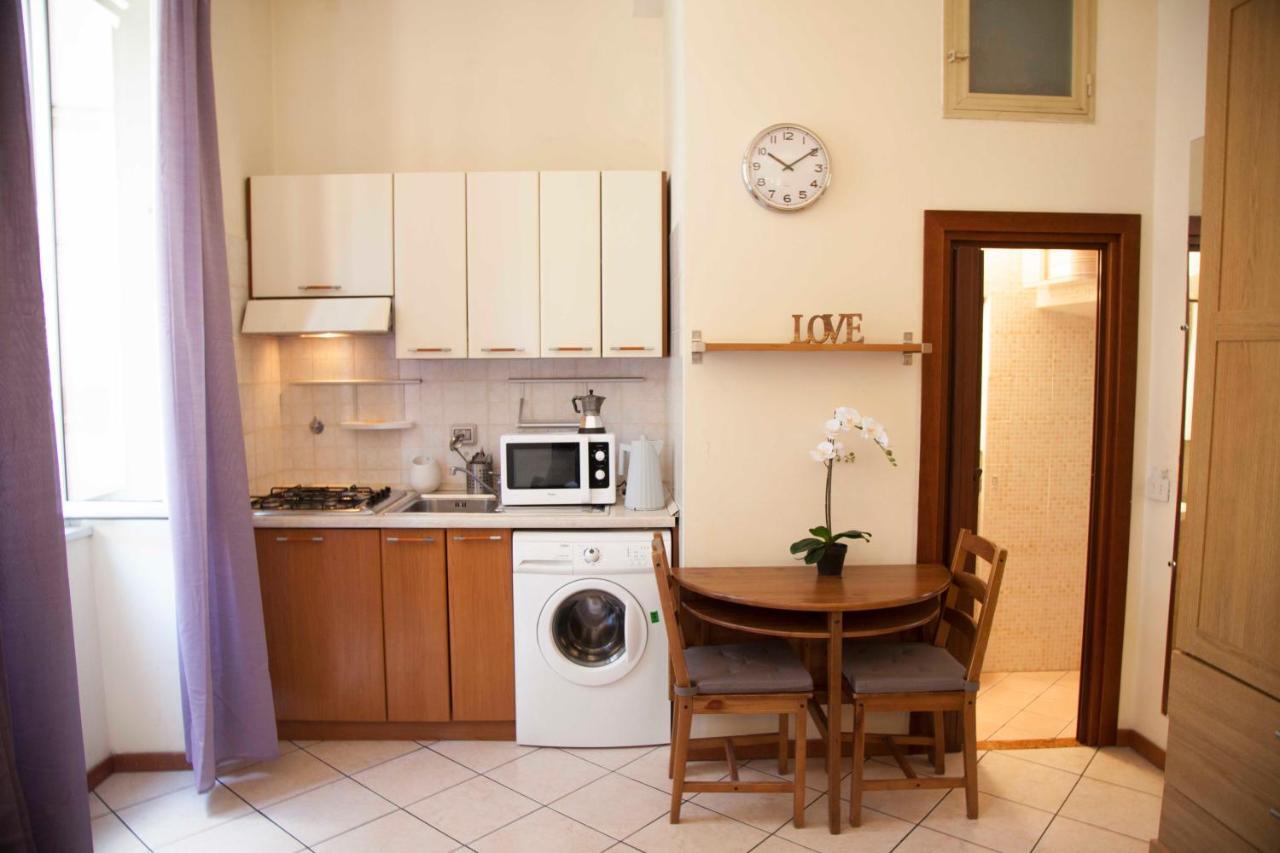 Monti House Lägenhet Rom Exteriör bild